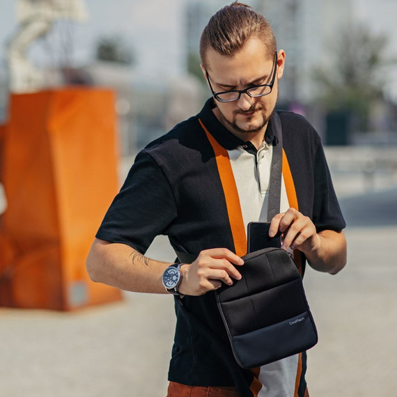 Torba na ramię Coolpack Clip Czarna TPR 47496CP B93404